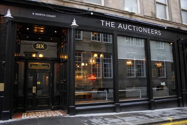Auctioneers: Beer Garden In Glasgow interior 2