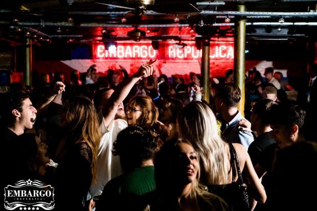 Embargo Republica Chelsea interior 2