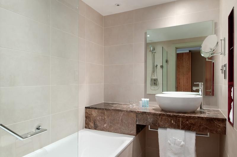 Hilton Liverpool interior 3
