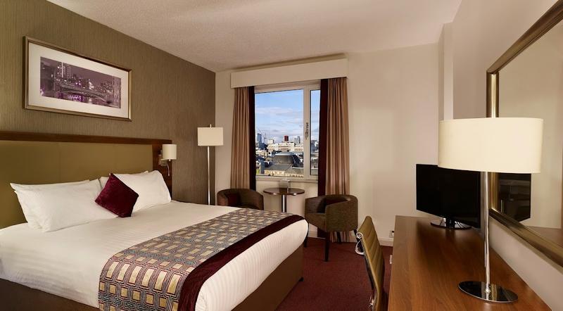 Leonardo Hotel Leeds interior 2