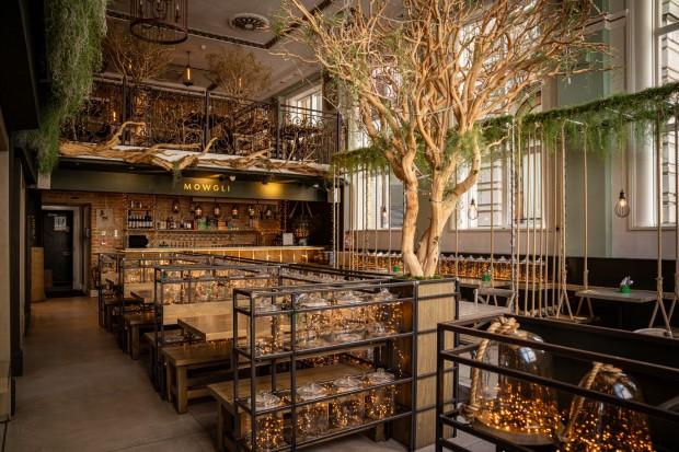 Mowgli: Pretty Indian Restaurant in Liverpool interior 2
