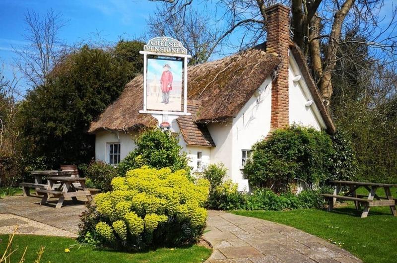 New Flying Horse — venue for hire in Ashford