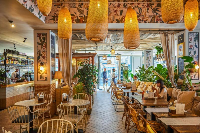 Ollie’s, London