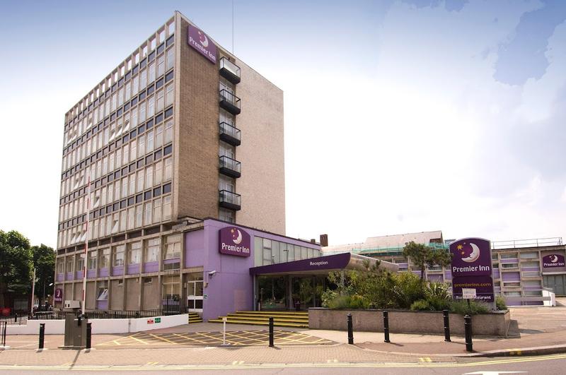 Premier Inn London Putney Bridge