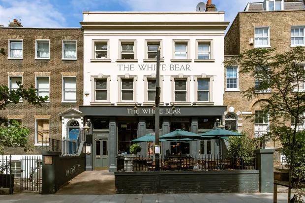 The White Bear Kennington interior 2