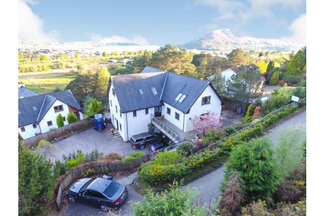 Treetops Bed & Breakfast — venue for hire in Various UK locations